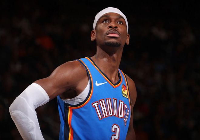 亚历山大追平张伯伦126场得分20+纪录