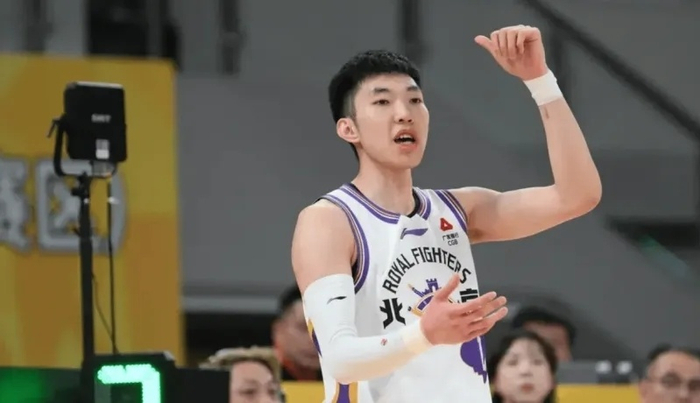 北控惨败广厦 张庆鹏坦言防守失误致败局