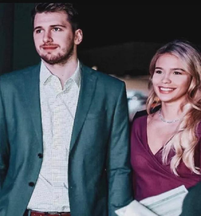 东契奇技术犯规撤销引热议 湖人迎战活塞争夺西