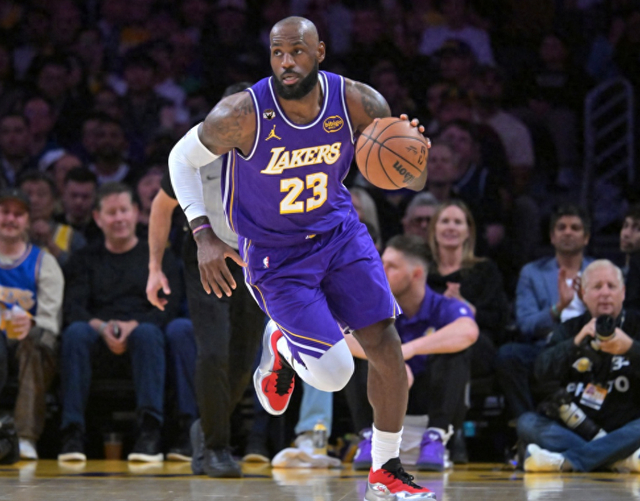 詹姆斯冲击历史胜场王 贾巴尔纪录面临终结