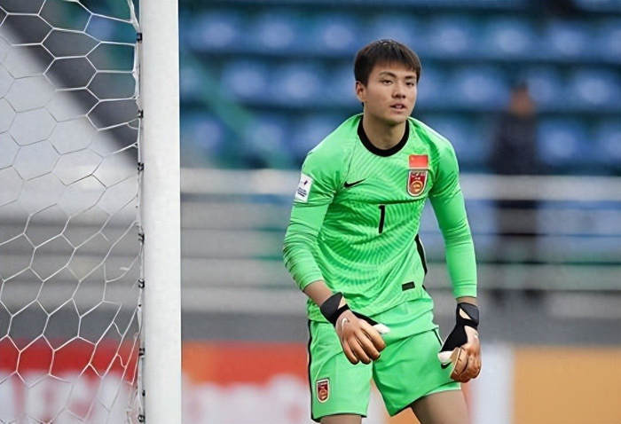 李昊高光表现引热议 青岛西海岸青春风暴引期待